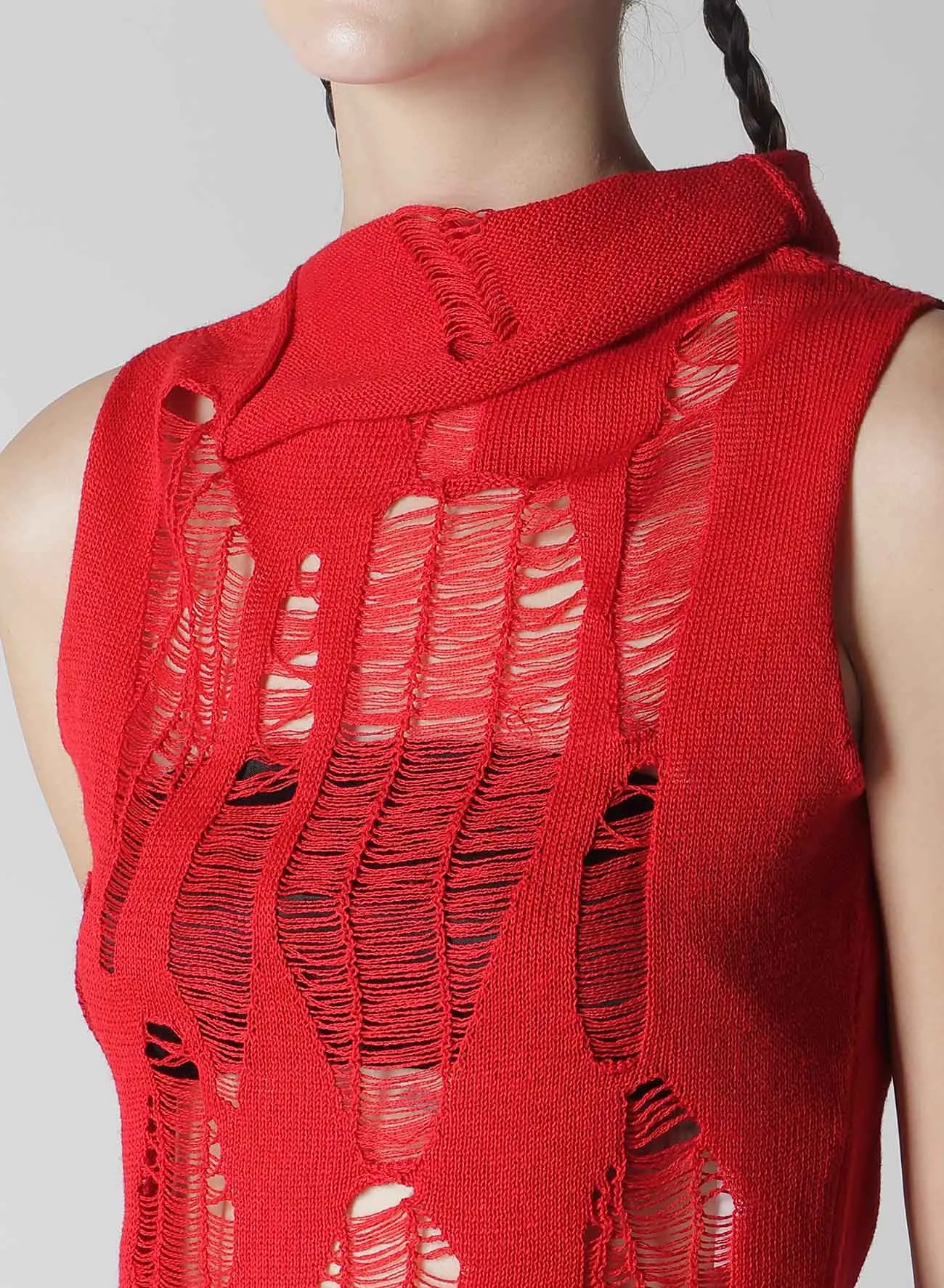CRUSH PLAIN STITCH CRUSHED SLEEVELESS KNIT