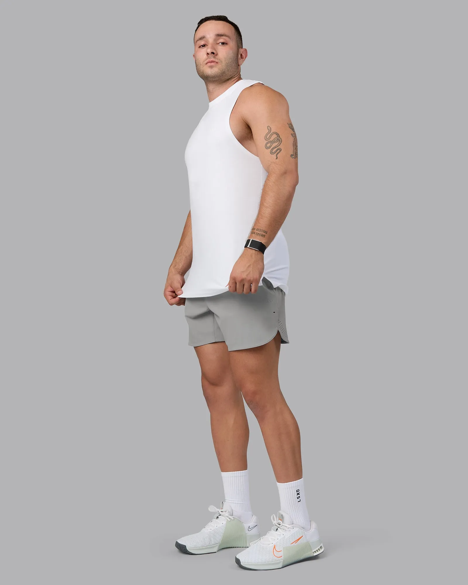 Lift 6" Short - Circular Grey