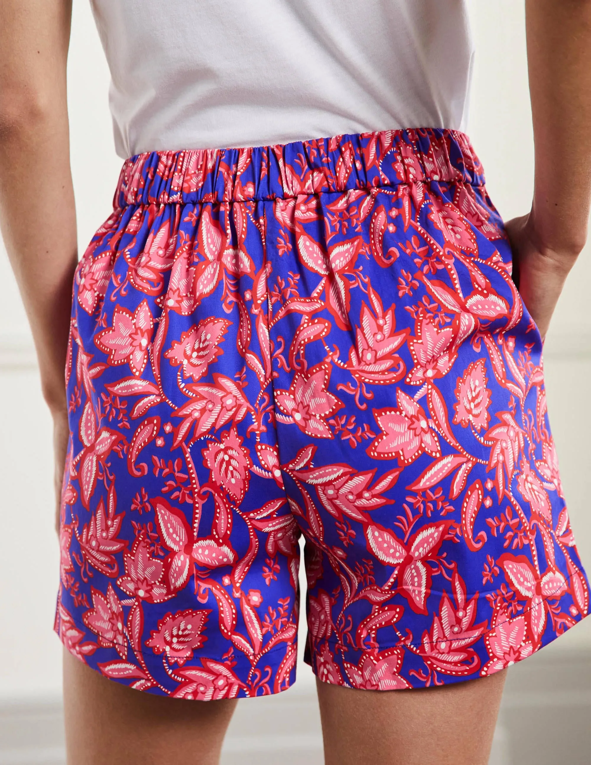 Pull On Shorts-Strawberry Daiquiri, Flora