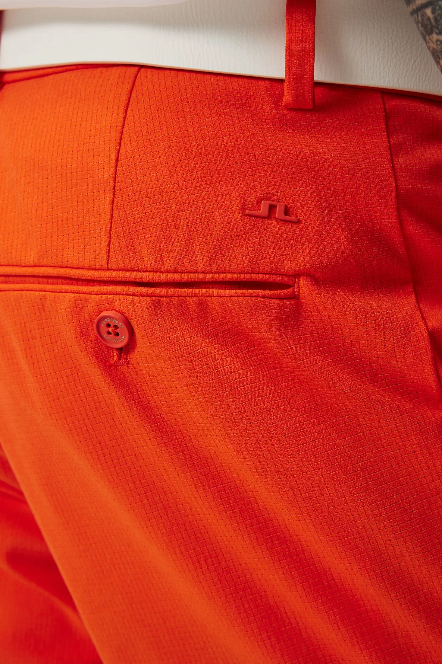 Vent Tight Shorts / Tangerine Tango