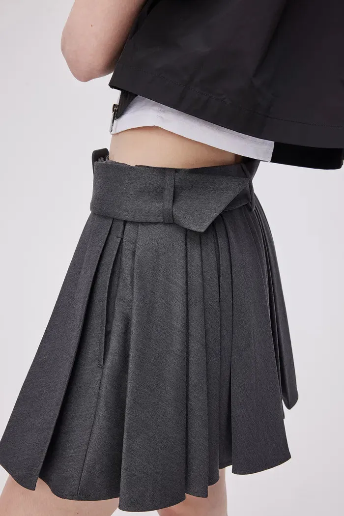 Weenie Pleated Short Skirt in Viscose Blend